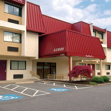 Red Roof Inn Cleveland Airport - Middleburg Heights Buitenkant foto