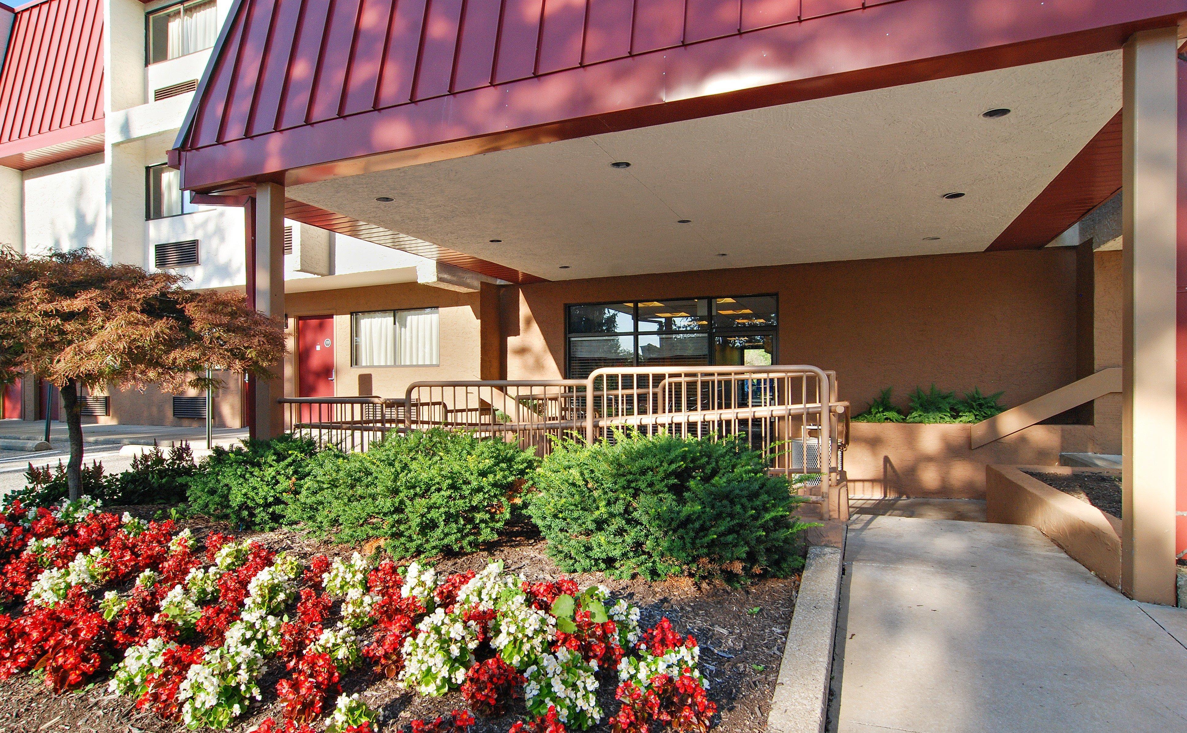 Red Roof Inn Cleveland Airport - Middleburg Heights Buitenkant foto